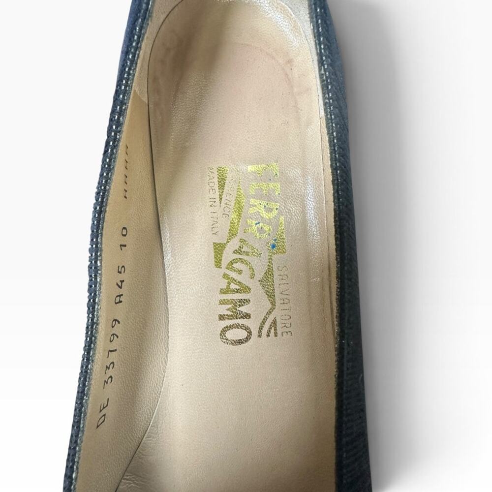 Salvatore Ferragamo Navy Lizard-Embossed Leather Pumps Size 10 AAAA Narrow Italy - Picture 9 of 12